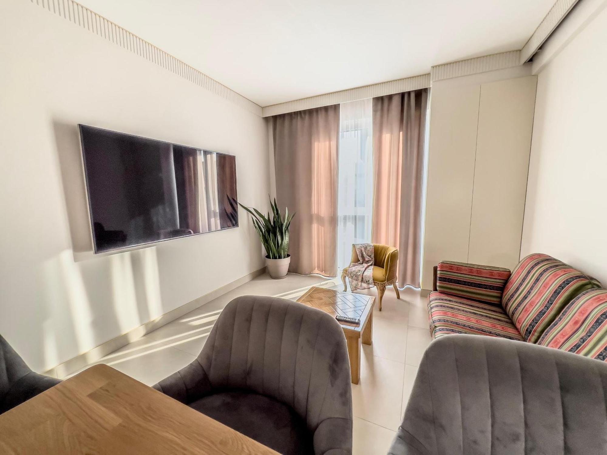 Glori Gold Apartaments Baia Mare Exterior photo